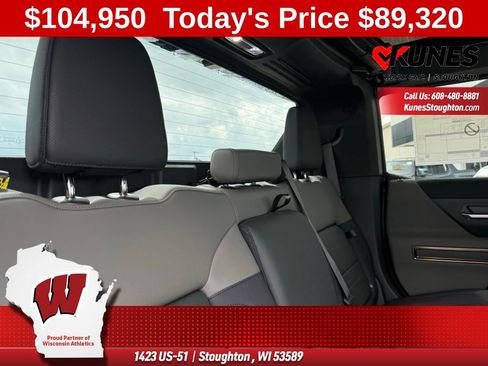 New 2025 GMC Hummer EV 2X w/ LPO, Dark Essentials Package AWD/4WD image 53