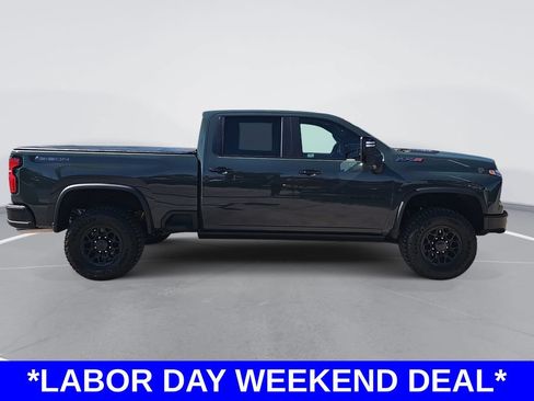 New 2026 Chevrolet Silverado 2500 ZR2 w/ ZR2 Bison Edition AWD/4WD image 2