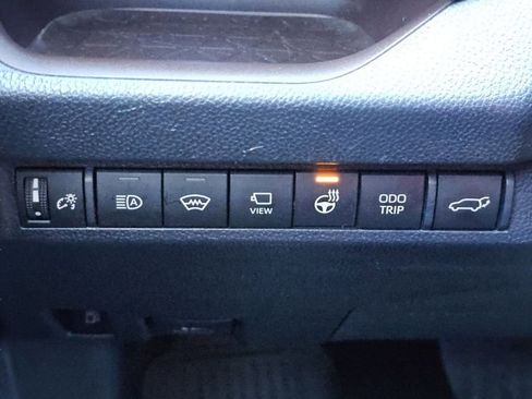 Used 2023 Toyota RAV4 Limited image 13