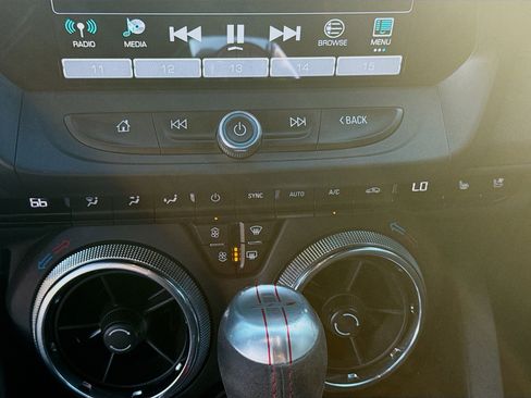 Used 2018 Chevrolet Camaro ZL1 image 14