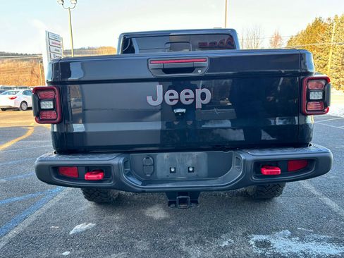 Used 2022 Jeep Gladiator Rubicon w/ LED Lighting Group image 4