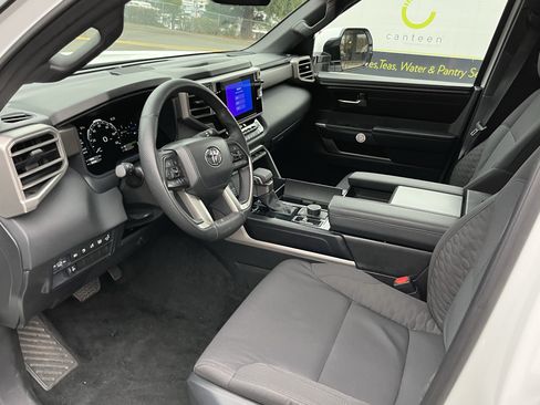 Certified 2025 Toyota Sequoia SR5 AWD/4WD image 12