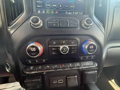 Certified 2020 GMC Sierra 2500 AT4 w/ AT4 Premium Package image 16