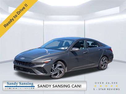 Used 2025 Hyundai Elantra SEL