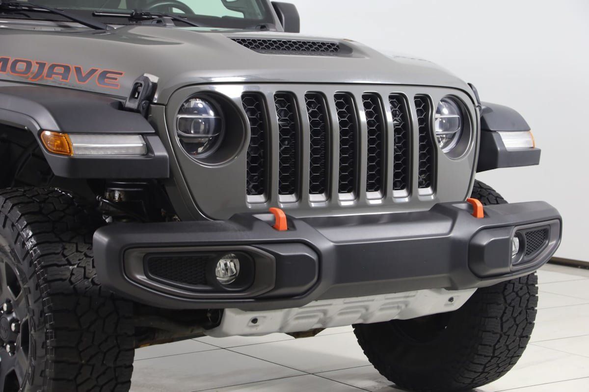 Used 2021 Jeep Gladiator Mojave w/ LED Lighting Group AWD/4WD image 32