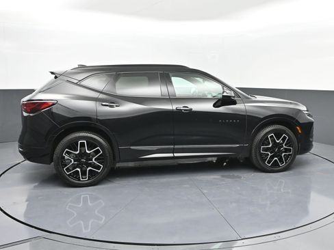 Used 2023 Chevrolet Blazer RS w/ Enhanced Convenience Package image 27
