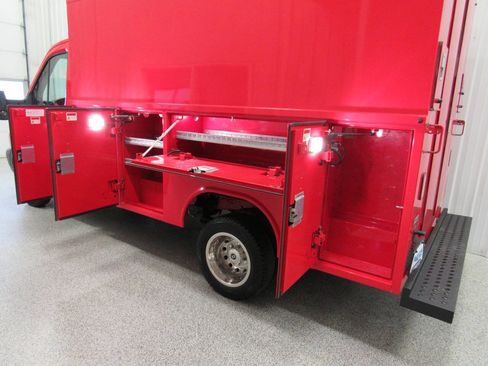 Used 2018 Ford Transit 350 138 DRW w/ Interior Upgrade Package image 21