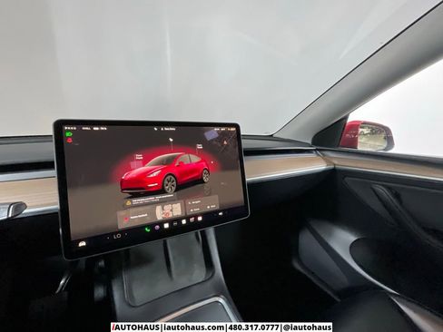 Used 2025 Tesla Model Y Long Range image 24