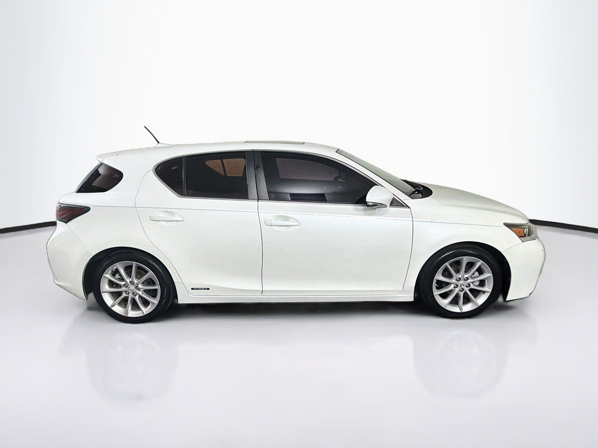 Used 2012 Lexus CT 200h Premium w/ Premium Audio Pkg FWD image 10
