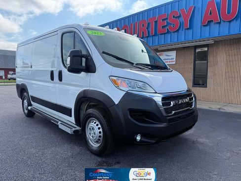 Used 2025 RAM ProMaster 2500 w/ U-Haul Equipment Group FWD image 1