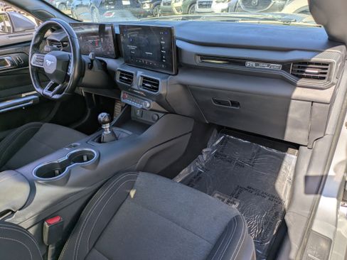 Used 2024 Ford Mustang GT image 15