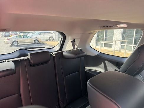 Used 2024 Toyota Grand Highlander Limited image 14