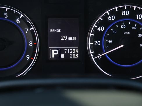 Used 2013 INFINITI G37 x Coupe w/ Premium Pkg image 55