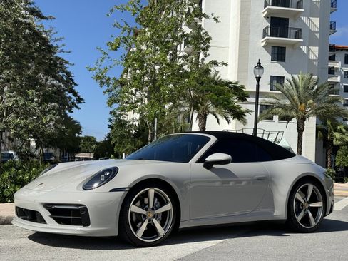 Used 2021 Porsche 911 Carrera RWD image 16