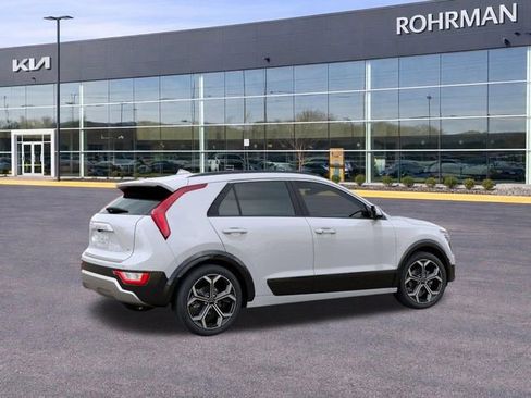 New 2025 Kia Niro EX Touring FWD image 6