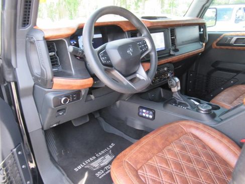 Used 2023 Ford Bronco 4-Door AWD/4WD image 17