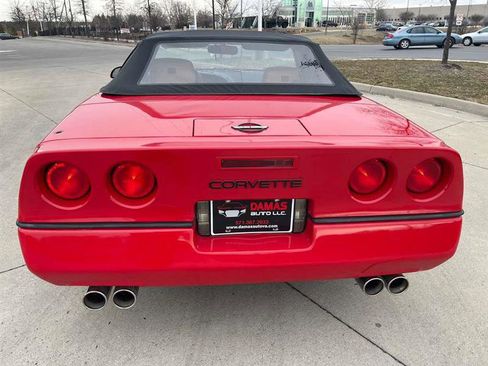 Used 1990 Chevrolet Corvette Convertible image 26