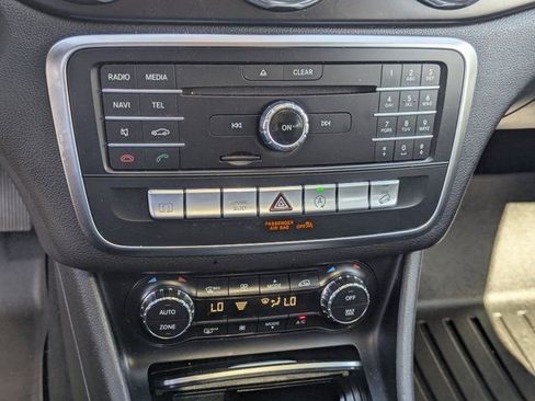 Used 2019 Mercedes-Benz GLA 250 GLA 250 image 14