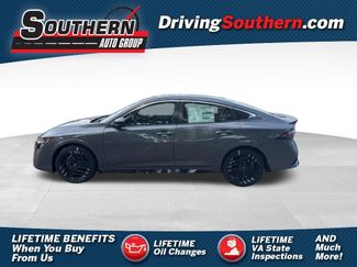New 2026 Nissan Sentra SR w/ SR Premium Package FWD 360° Tour