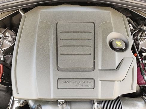 Used 2026 Jaguar F-PACE R-Dynamic S image 22