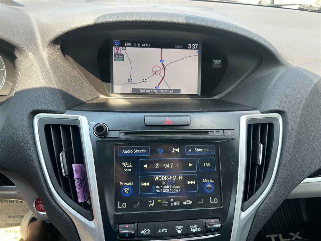 Used 2017 Acura TLX w/ Technology Package FWD image 20