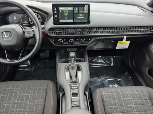 Certified 2026 Honda HR-V Sport image 15