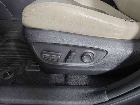 Used 2023 Toyota RAV4 XLE w/ Convenience Package image 25