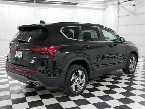 Used 2022 Hyundai Santa Fe SE image 3