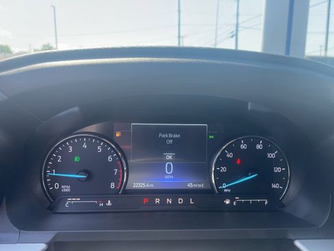 Used 2023 Ford Explorer XLT w/ Equipment Group 202A AWD/4WD image 33