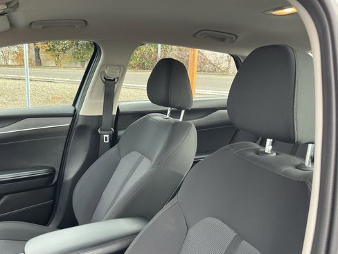 Used 2023 Kia K5 LXS image 18