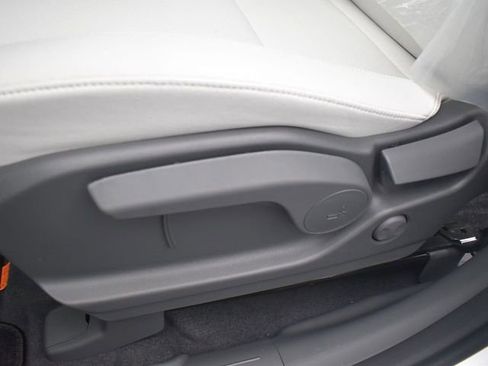 Used 2026 Hyundai Santa Fe SE FWD image 18