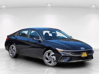 Used 2025 Hyundai Elantra SEL