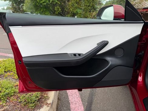 Used 2025 Tesla Model 3 Performance AWD/4WD image 11