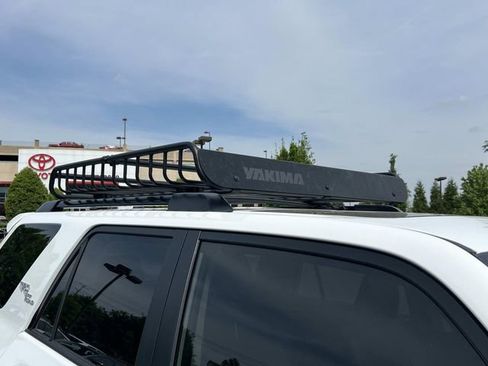 Used 2024 Toyota 4Runner TRD Off-Road Premium w/ Moonroof Package AWD/4WD image 11