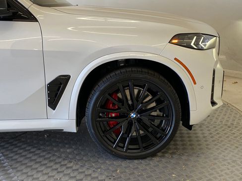 New 2026 BMW X5 M60i image 10