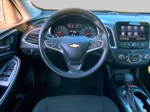 Used 2024 Chevrolet Malibu RS FWD image 6