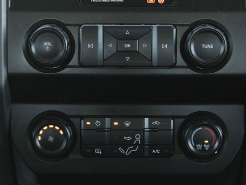 Used 2021 Ford F350 XL w/ Power Equipment Group image 36