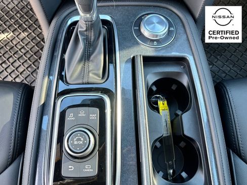 Certified 2024 Nissan Armada SL w/ Midnight Edition Package image 28