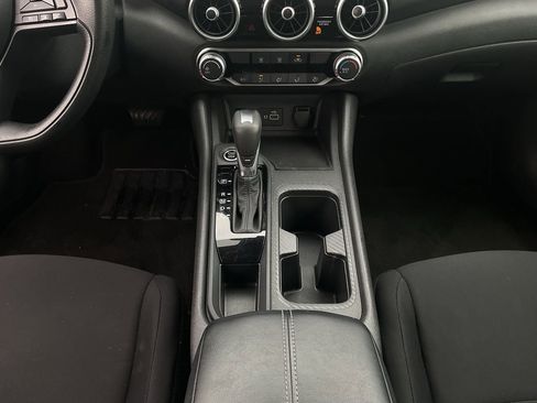 Used 2025 Nissan Sentra S FWD image 13