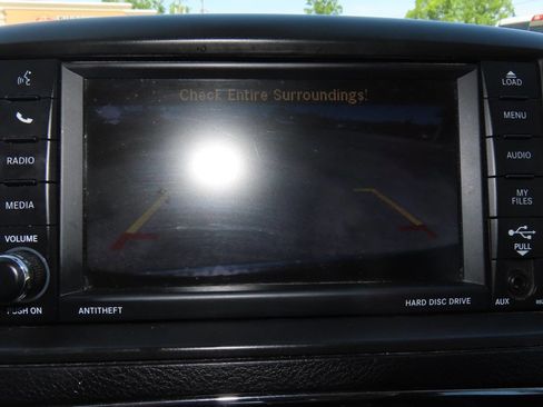 Used 2019 Dodge Grand Caravan SE FWD image 48