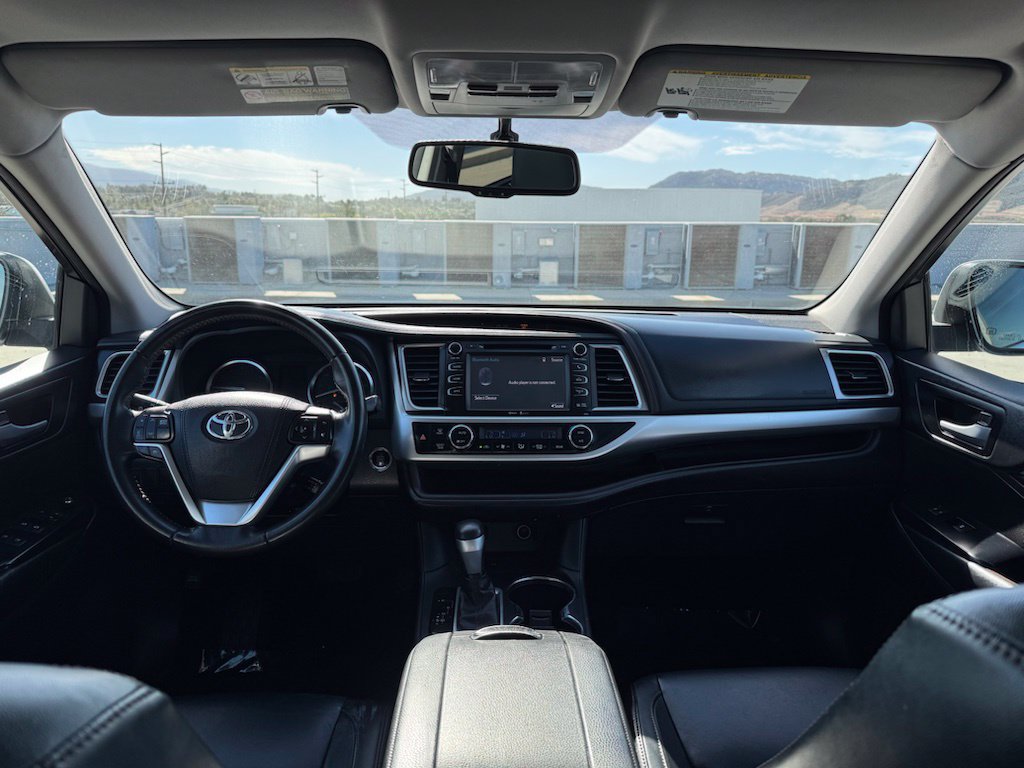 Used 2015 Toyota Highlander XLE FWD image 11