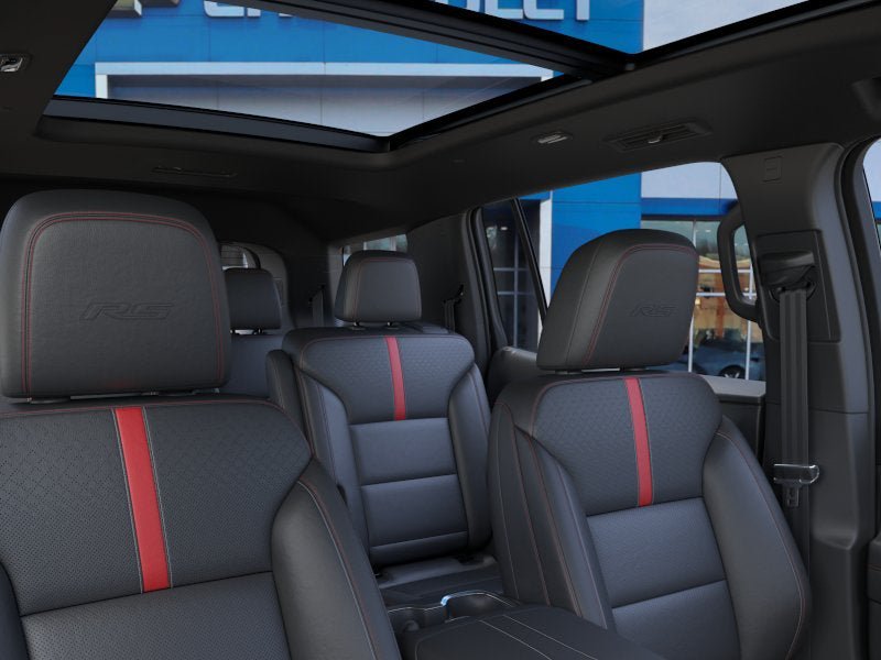 New 2027 Chevrolet Traverse RS w/ LPO, Floor Liner Package AWD/4WD image 48