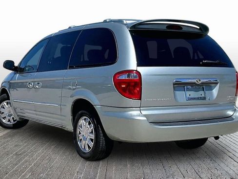 Used 2004 Chrysler Town & Country Limited w/ Trailer Tow Group AWD/4WD image 6