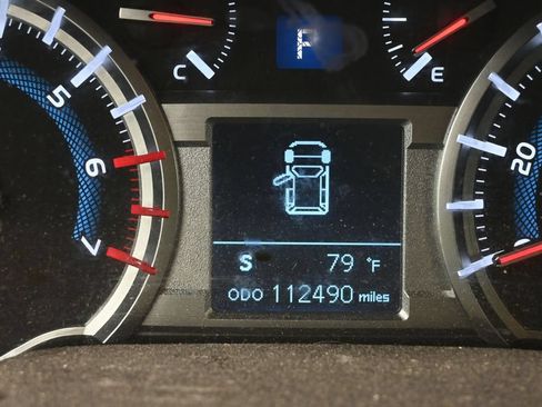 Used 2018 Toyota 4Runner SR5 Premium AWD/4WD image 16