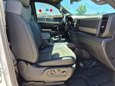 Certified 2023 Chevrolet Silverado 1500 ZR2 w/ Technology Package AWD/4WD image 30