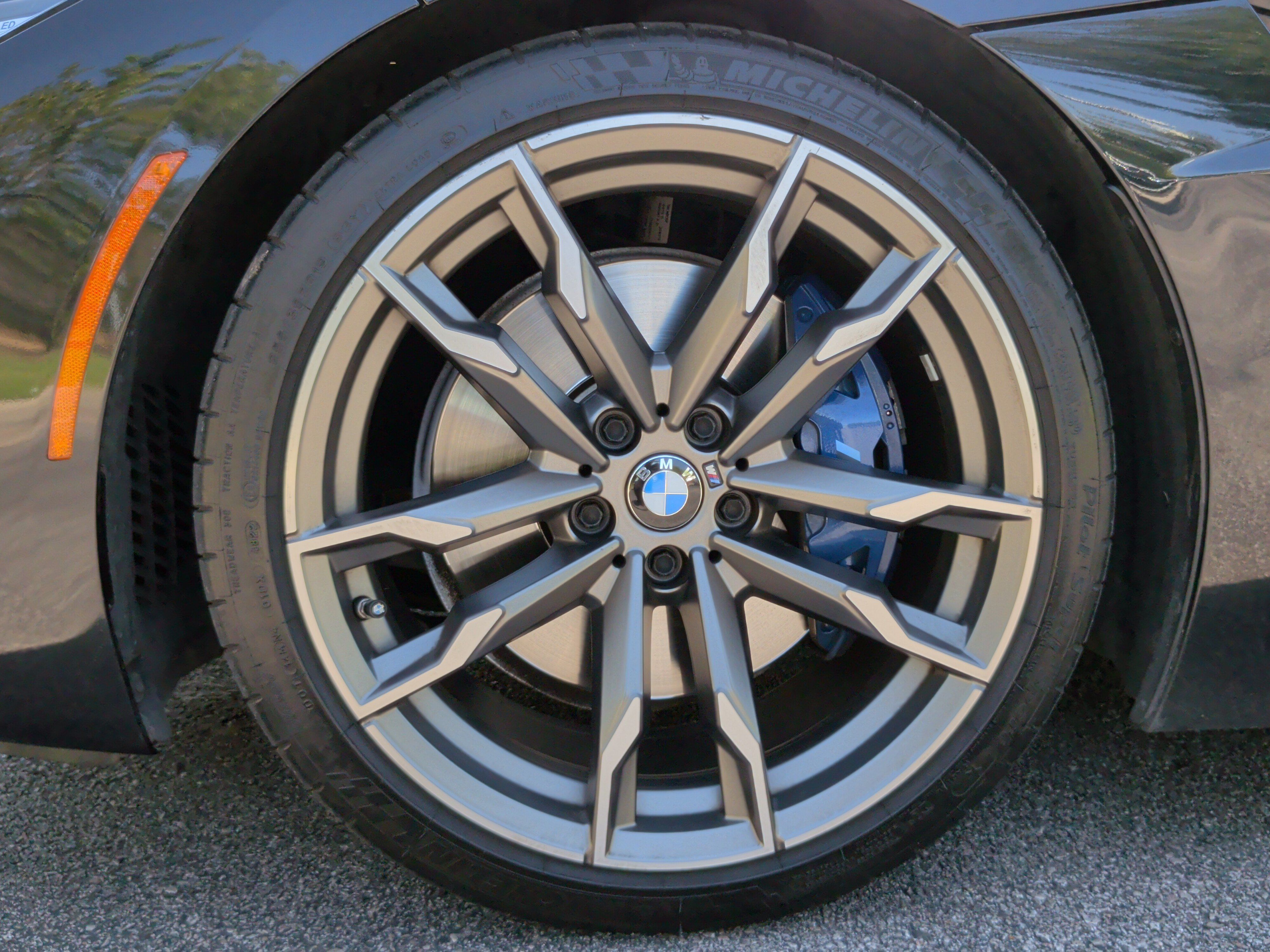Used 2020 BMW Z4 M40i w/ Premium Package RWD image 13