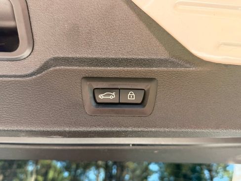 Used 2018 BMW X5 sDrive35i RWD image 18