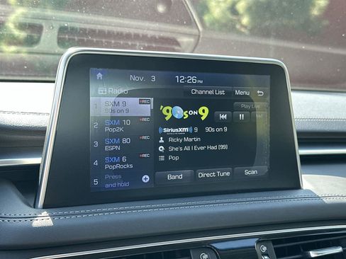 Used 2019 Genesis G70 2.0T Sport image 16