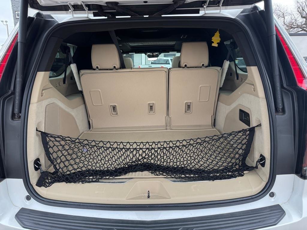 Used 2021 Cadillac Escalade ESV Premium Luxury AWD/4WD image 39