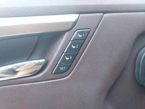 Used 2019 Lexus RX 450h AWD w/ Navigation Package image 28